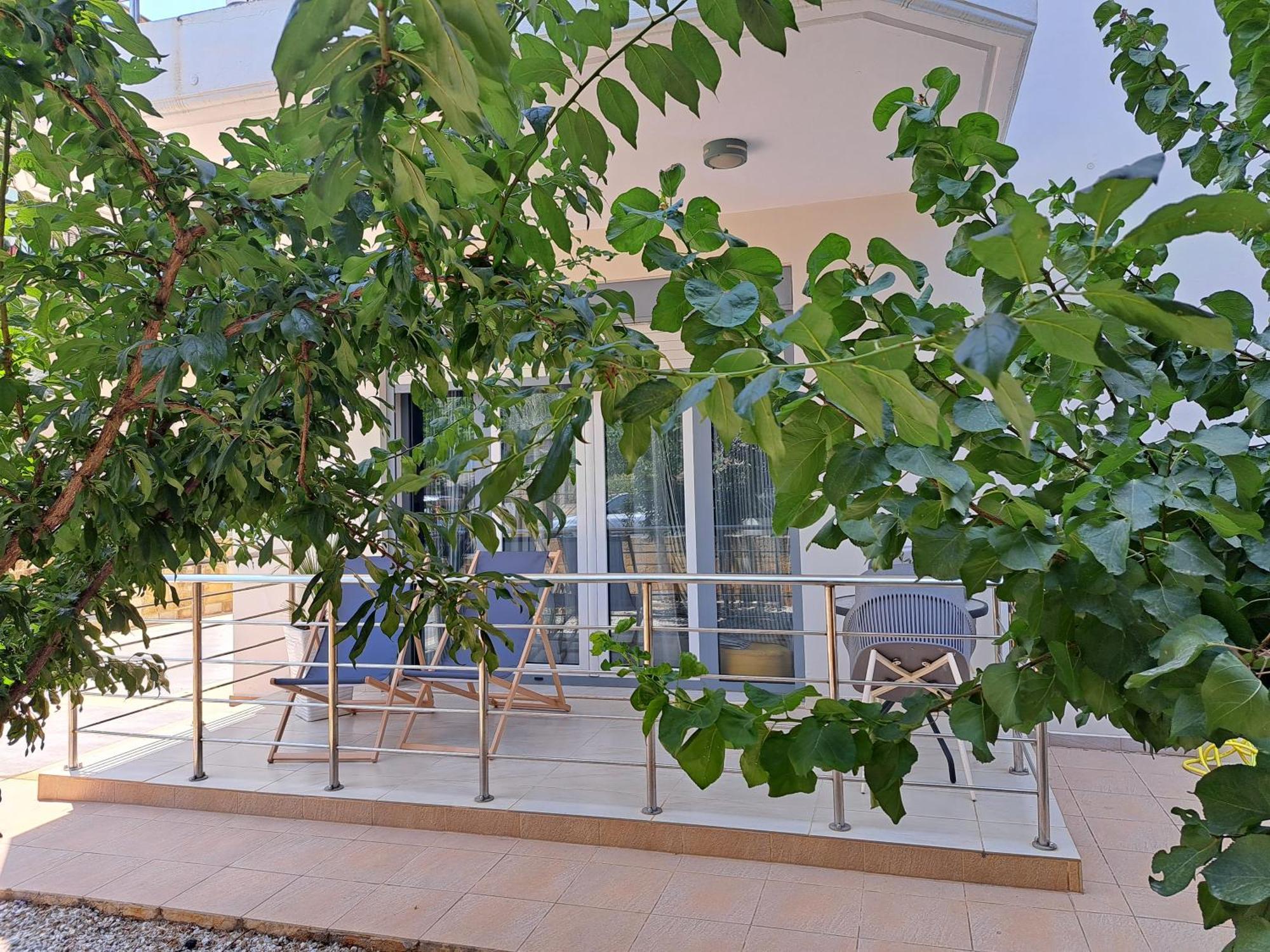 Chania Sweet Ground-Floor Apt 外观 照片